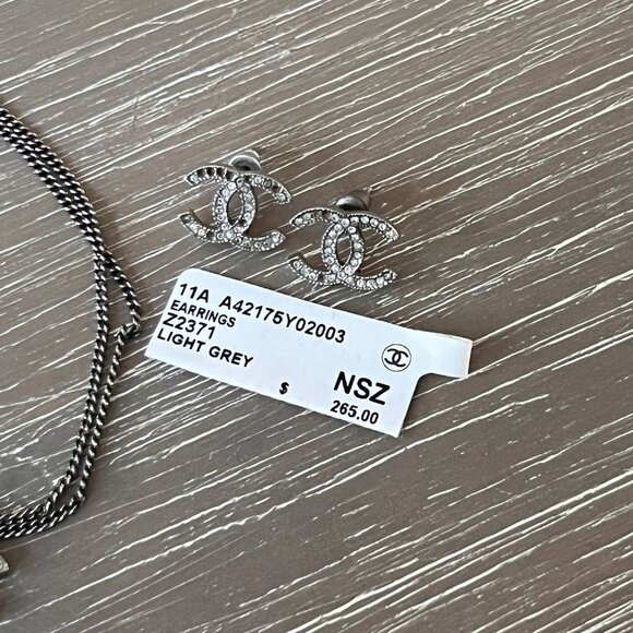 Chanel CC Classic Timeless Necklace and Earrings Crystal Set Silvery - Picture 5 of 7